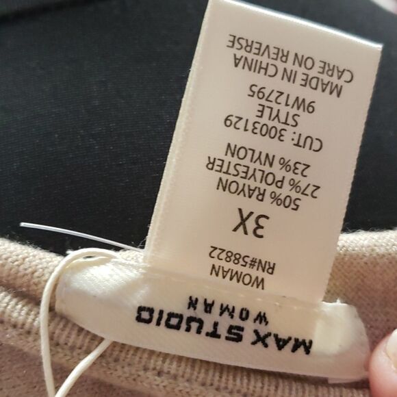 *Today only* Max Studio 3/4 sleeve Ruched Sweater sz 3x 20-22 NWT - Picture 6 of 9